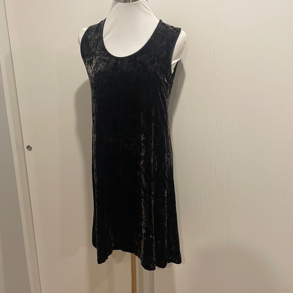 Eileen Fisher Velvet Sleeveless Shift Holiday perfect EUC XS - Picture 4 of 7